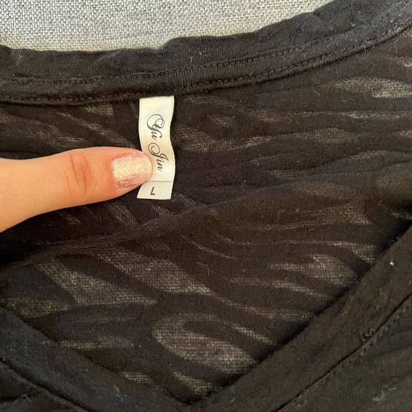 Woman’s Laughlin River Run shirt large - Picture 4 of 4